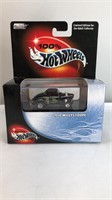 HOTWHEELS 100% LIMITED DIE CAST CAR 1/64