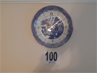 (1) Picture - wall clock