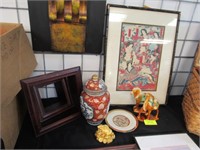 Group of 8 Asian Style Décor Items