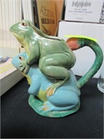 Piggyback Frogs Water Pitcher