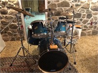Ludwig Drum Set & Accessories