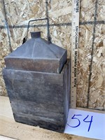 ANTIQUE OIL CAN WITH WOOD CASE