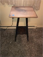 Antique Side Table/Plant Table w/ Spindle Legs