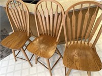 Wooden 45 in swivel bar stools