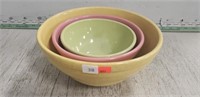 Vintage 3 Bowl Nesting Set (No Markings)