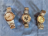 Assorted men's watches