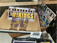 Assorted football trading cards w/ Vikings ......