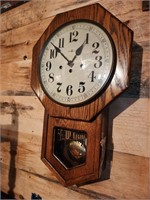 Regulator clock 24" w/ key