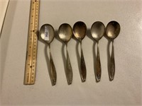 5 Simeon L & George H Roger’s Co XII soup spoons