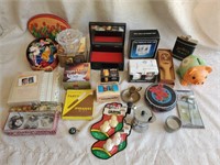 Box lot of 23 Small assorted items, LOOK!