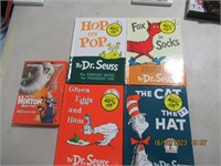 4 Dr Seus Books , 1- DVD