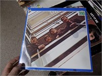 USED LP THE BEATLES 1967-1970 RECORD IS AS SHOWN,