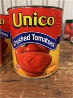 DAMAGED Crushed Tomatoes UNICO 2.84L x9  BB 09/25