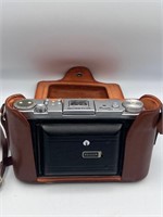 Kodak monitor six-20 vintage camera