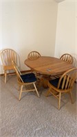 Golden oak kitchen table & 5 chairs