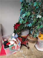 Christmas wreaths, artificial tree, Christmas