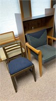 3 chairs / pressboard shelf