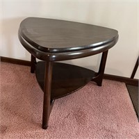 Mersman MCM Triangle End Table