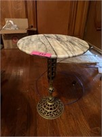 VINTAGE MARBLE TOP SIDE TABLE W BRASS BASE