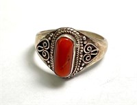 Sterling Coral Ring 6 Grams Size 8.25