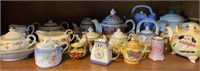 Teapot, sugar & creamer collection