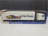 19" L NIB CUB FOODS Semi Truck