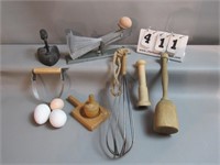 Vintage Egg Scale - Sad Iron - Kitchen Utensils