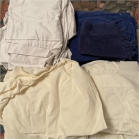 Lot of Bed Linens Twin Size