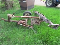 IH 1100 sickle mower  will need tire and wheel