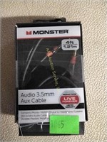 Audio 3.5 mm aux cable, untested, 4 ft, connects