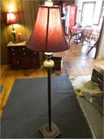 FLOOR LAMP