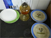 OIL LAMP & 4 PLATES
