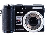Estate -Nikon Coolpix P5000 Camera