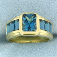 Teal Lab Sapphire Ring in 18k Yellow Gold