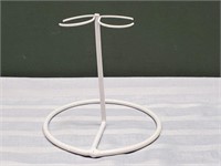 Doll Stand 5" tall