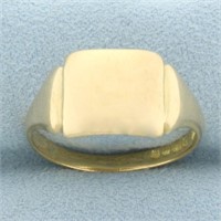 Vintage Signet Ring in 18k Yellow Gold