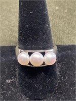 STERLING SILVER RING WITH FRESHWATER PEARLS SIZE