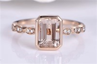 1.60 Ct Morganite Diamond Ring 14 Kt