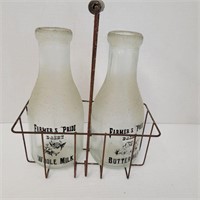 Glass milk bottle set