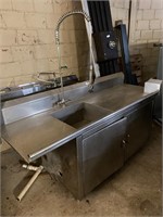 Stainless Steel Cabinet w/ Sink