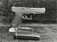 Glock 17 9x19 Auto w/ Mag