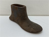Cast iron baby shoe insert