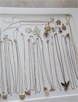 Silver Chain Necklace & Pendant Lot