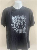 Blink 182 shirt L