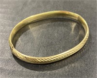 (CX) 14k Gold Clasp Bracelet. 9.24 Grams