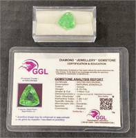 (CX)  GGL Beryl Trillion Cut Emerald Colored