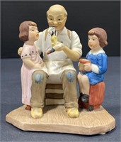 (BX) Norman Rockwell “The Toymaker” Figurine 4