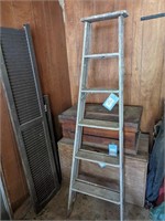 6 Ft Wooden Ladder