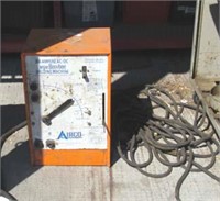 Airco Busybee 250Amp AC/DC Welder w/ Leads