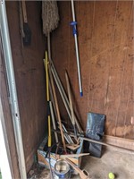 Misc Corner Lot (tools, mop, etc)